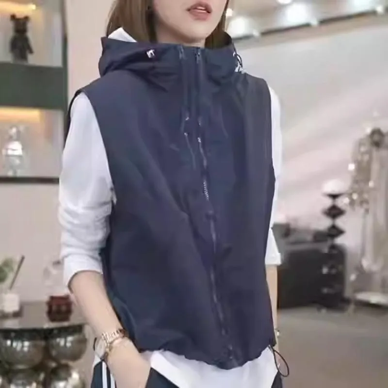 Summer 2026 Women's Casual Versatile Lightweight Breathable Vest Outerwear Faionable Commute Sle Zipper Hooded Vest Jackets