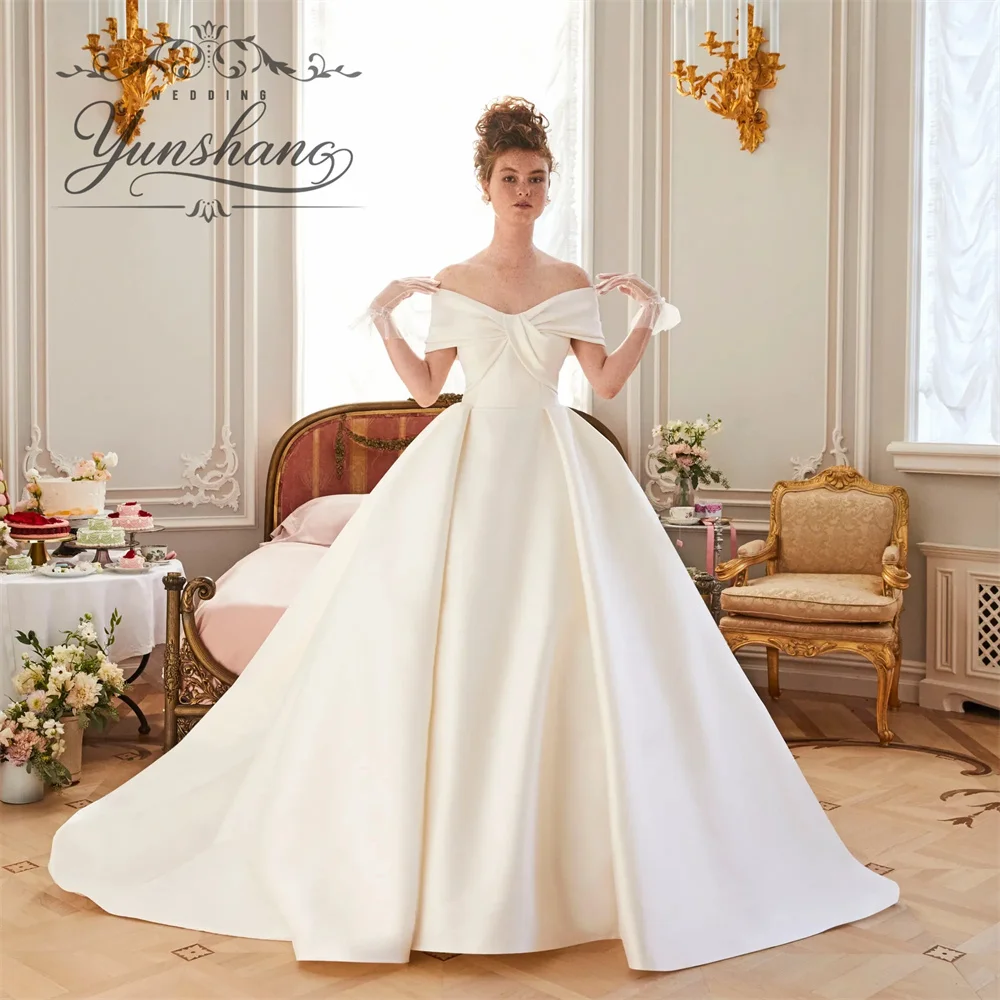 

YunShang Customized Sweetheart Mermaid Wedding Dress Sweep Train Elegant Simple Off Shoudler Button Floor Length 2025 Morden
