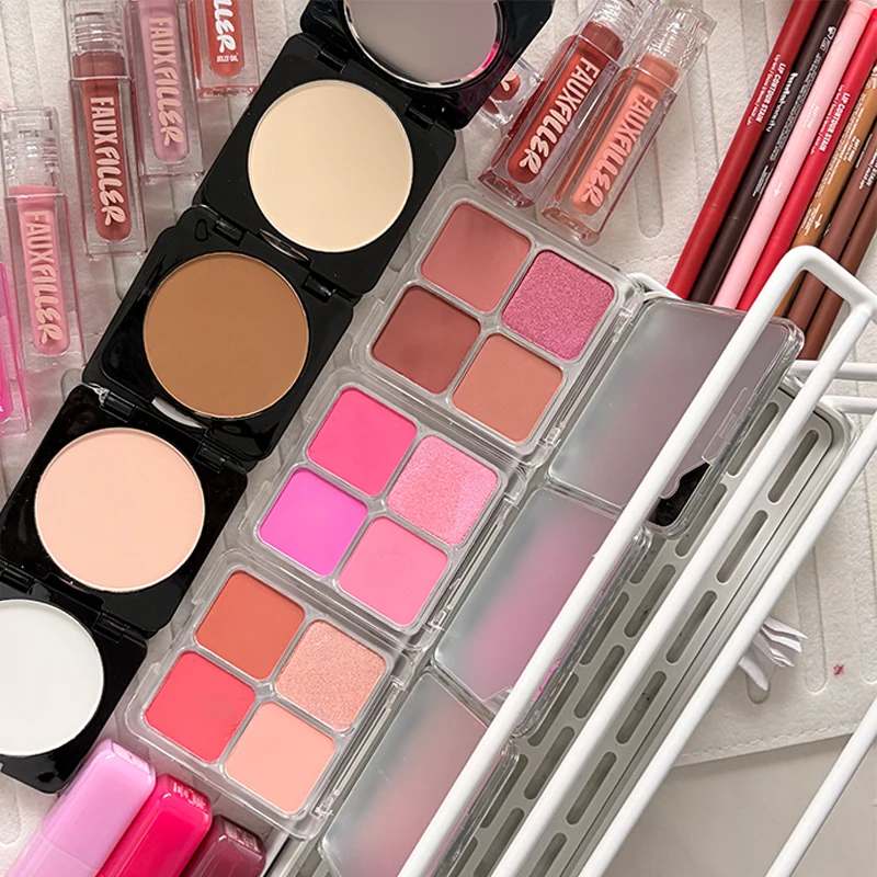 Brand Hu Lip Gloss Hydration L - đánh giá và giá Huda Beauty Makeup Mini Kit