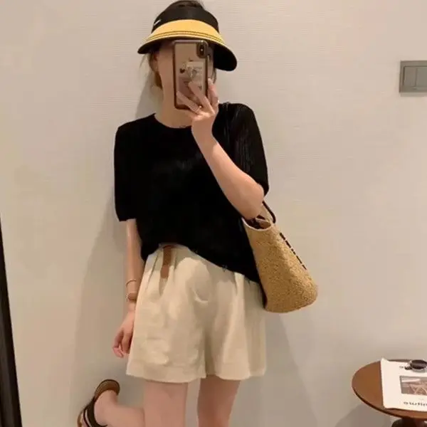 الاتجاه الصلبة س الرقبة الجوف الحرير الجليد محبوك تي شيرت موضة قصيرة الأكمام بلوزات الصيف المحاصيل القمم الحلو ملابس حريمي غير رسمية Z229