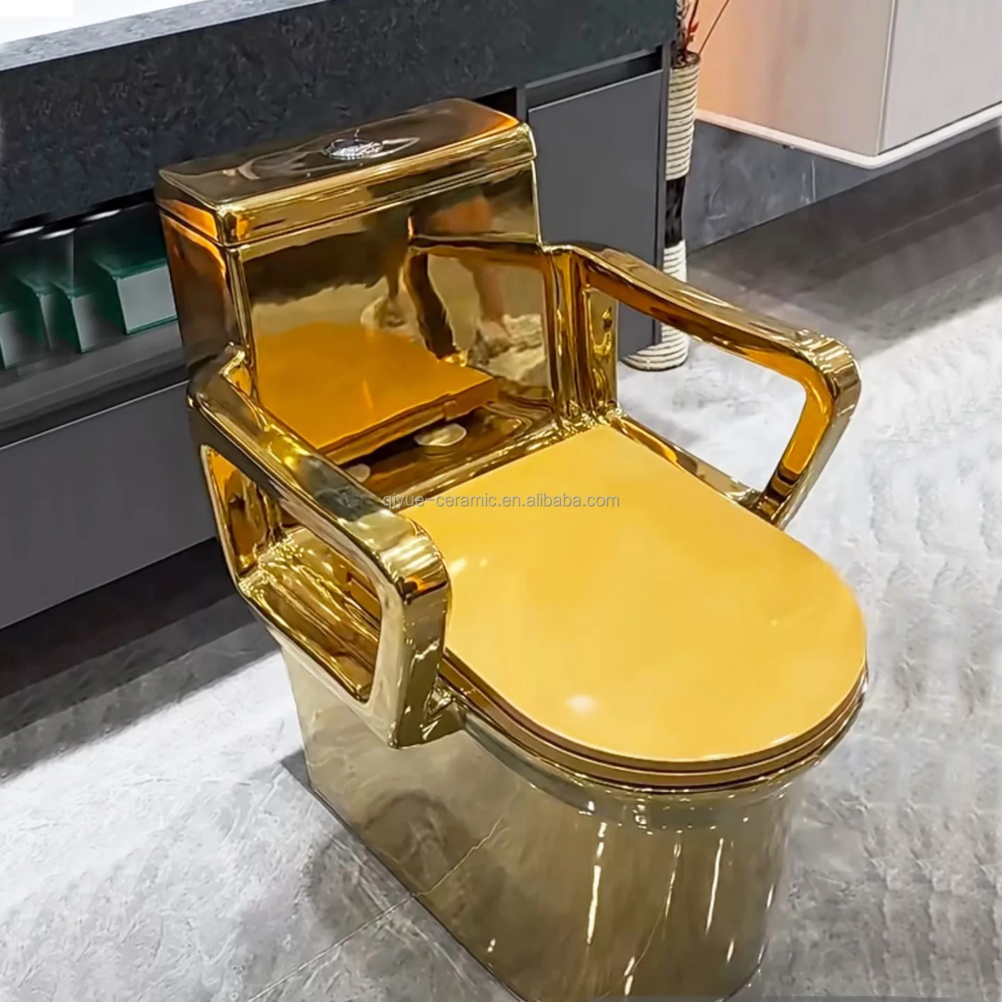 Toilet,New Bathroom Sanitary Ware Golden One Piece Armrest WC Toilet Ceramic Electroplated Gold Toilet With Handrails For The Di