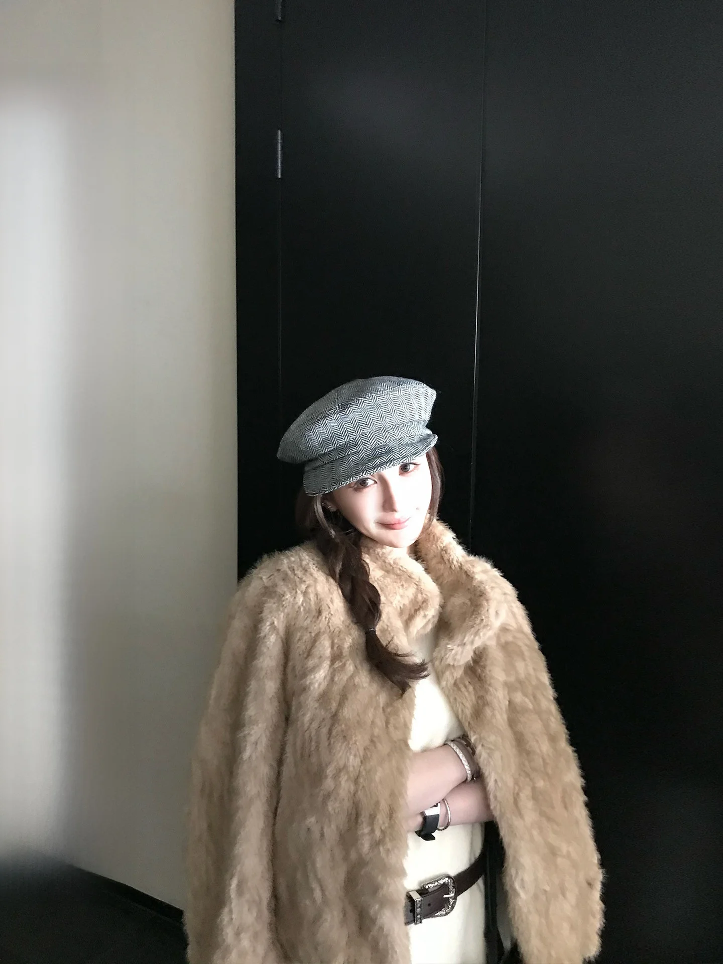 

Skk Store Maple Syrup Chestnut Dual Color Wave Texture Eco-Friendly Faux Fur Warm Autumn Winter Women's Jaet Stand Fit Z...