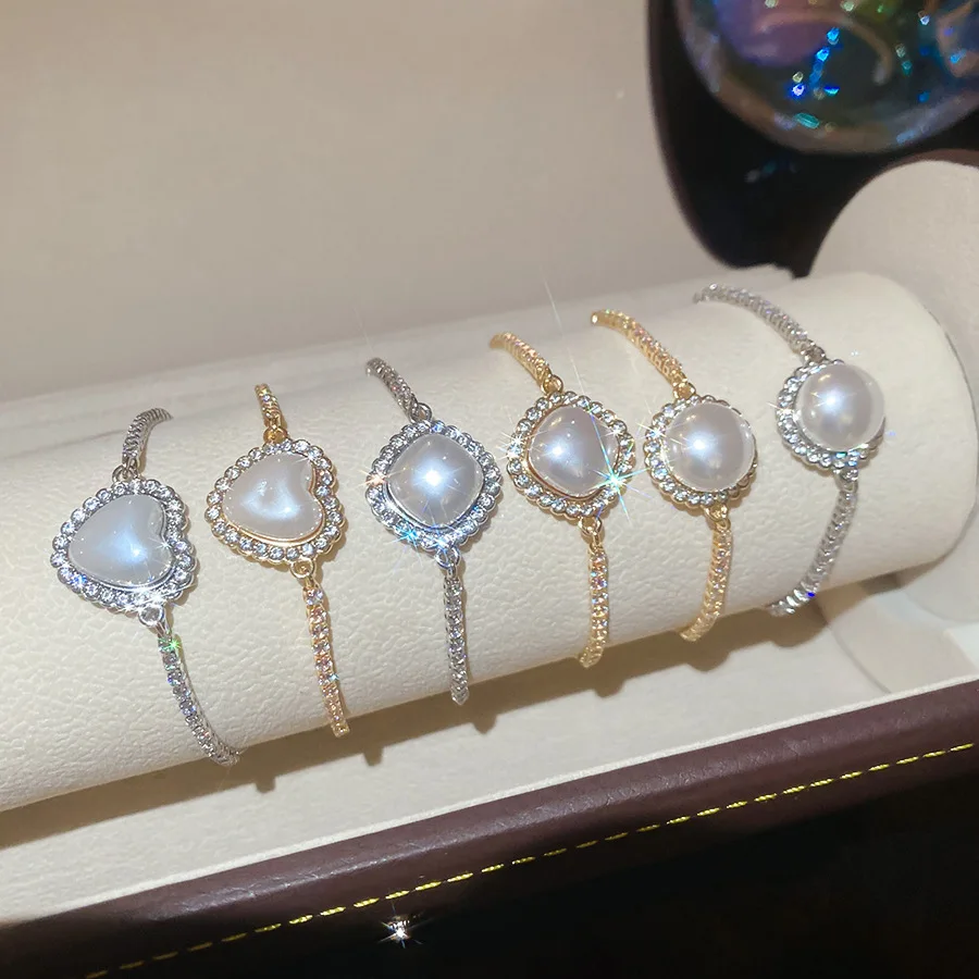 

Heart Pearl Women Bracelet with Zircon Elegant Delicate Bangle Sparkling Geometric Wrist Fashion Jewelry Hand Accessory 1739