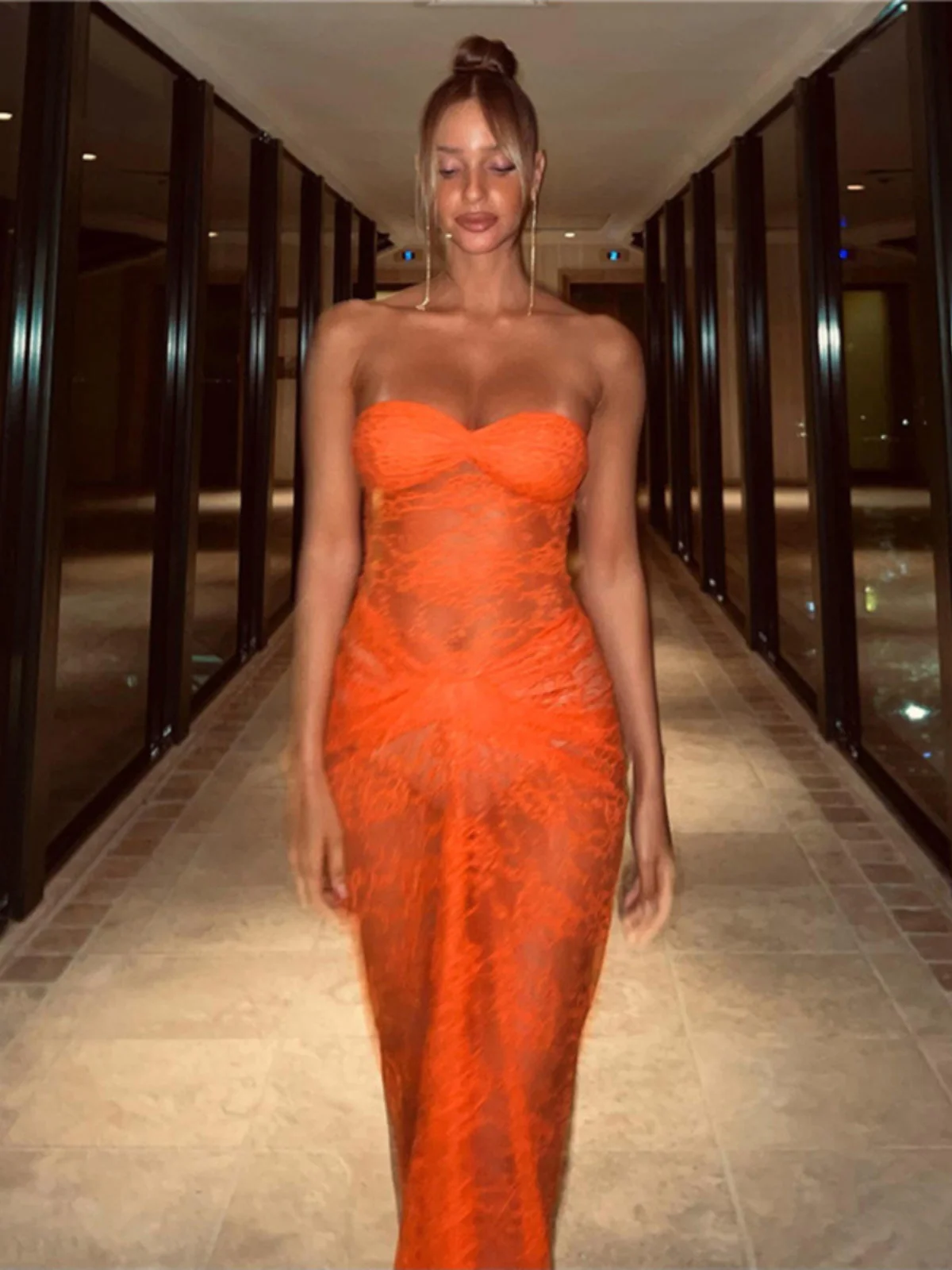 

Street Sle High Waist Lace Splice Pure Color Wrap Chest Sexy Lace See tough Bodycon Jumpsuit for Women Spring 2024