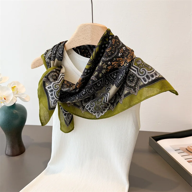 

Luxury Print Square Scarf For Women Cotton Velvet Feeling Neck Scarf Shawl Warp Elegant Neckerchief Bandanas Hijab