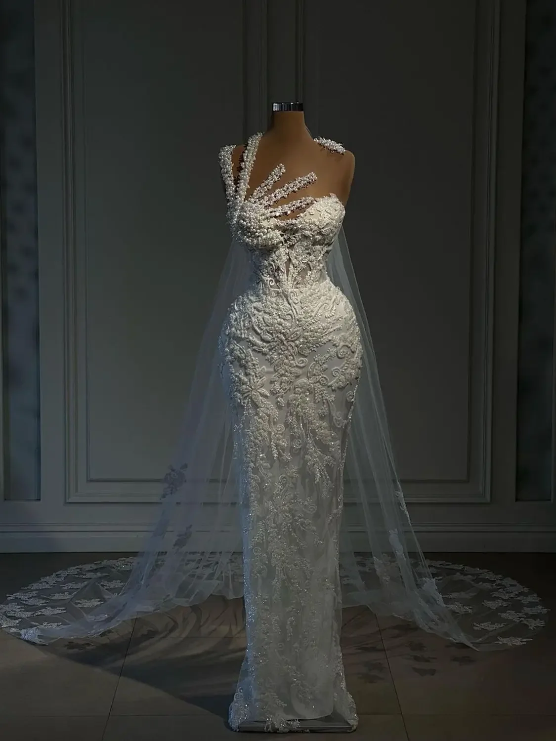 Robes de mariée sirène personnalisées avec appliques en dentelle, train de balayage, robe vintage en fibre, gracieuse, patients Sereia, quoi que ce soit