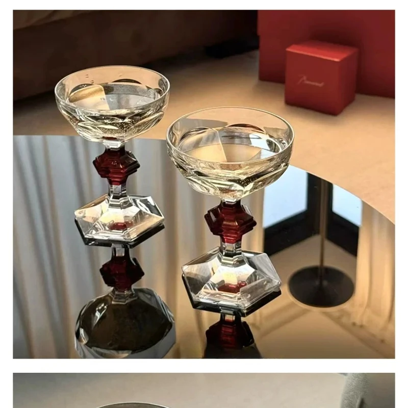 Champagne glass to glass, clear, red