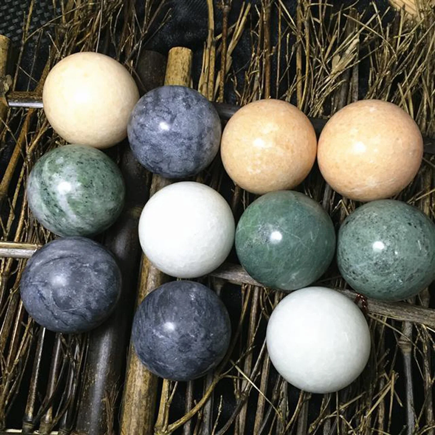 Chinese Style Lucky Jade Hand Exercise Balls Healing Massage Stress Relief Handheld Fitness Balls For Elderly Finger Training