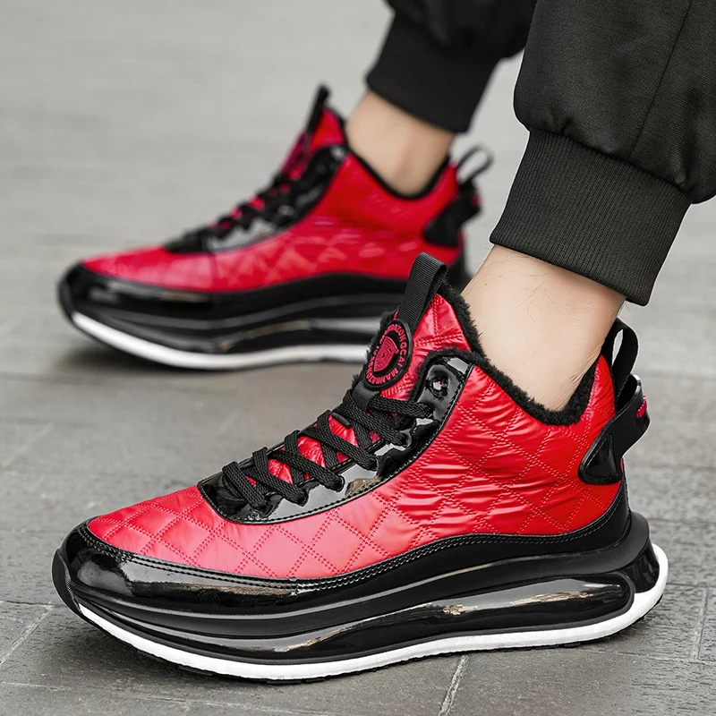 New High-Top Casual Basketball Shoes for Men Winter Fleece Cotton Sports Shoes and Running Shoes for Teenagers and Students