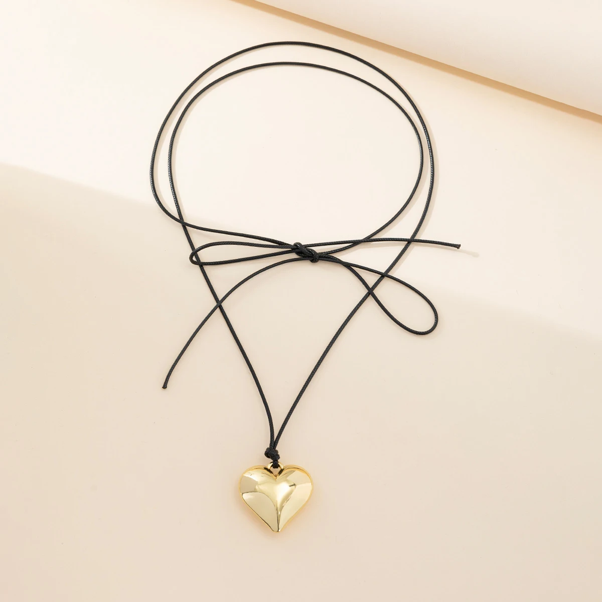 Black Velvet Chain Big Heart Pendant Necklace for Women Trendy Elegant Choker Necklace 2023 Fashion Jewelry Accessories