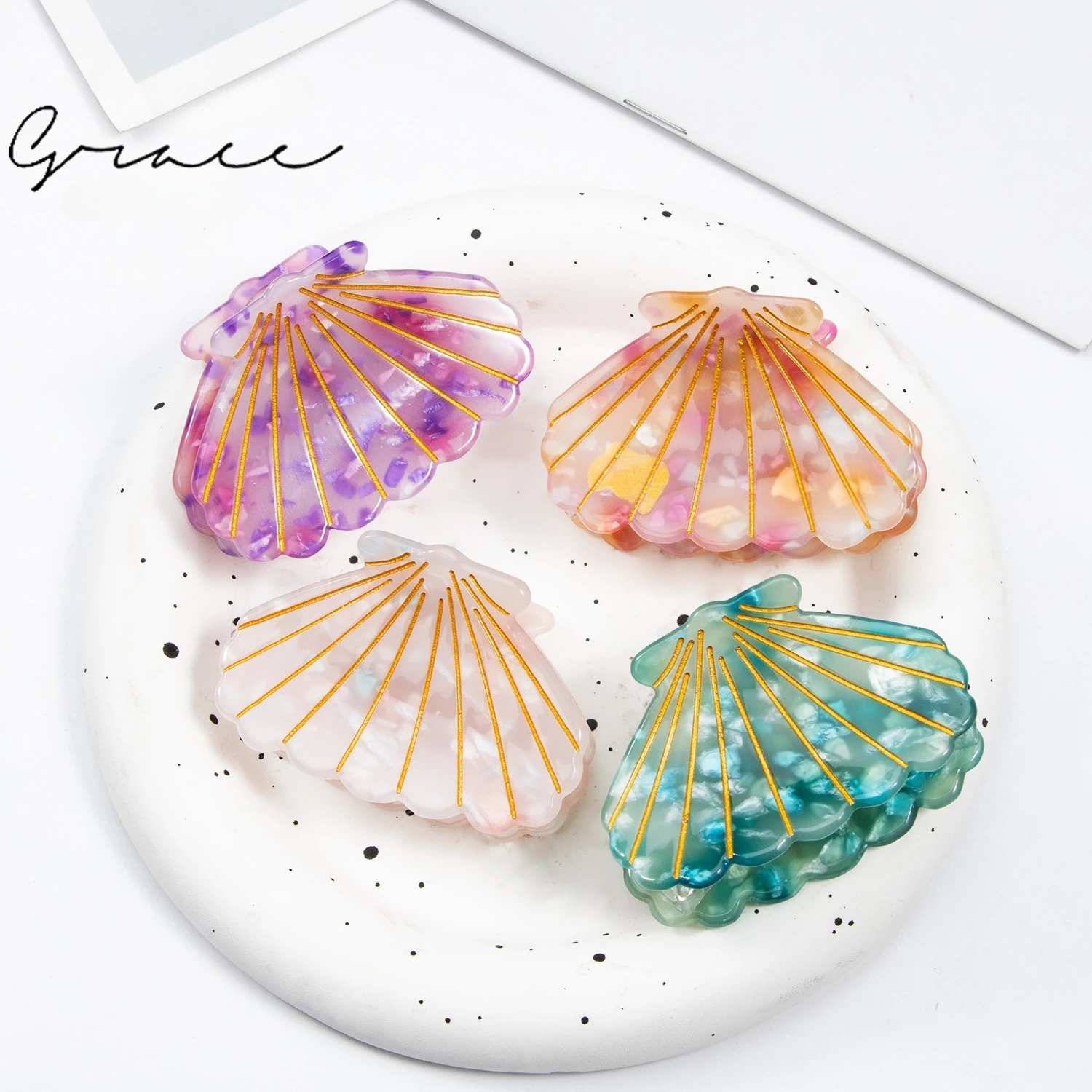 1pc Seashells Hair Claw Clip 5cm Hair Claw for Hawaiian Style Acrylic Hair Claw Clips Hair Styling Accessories for Women Girls