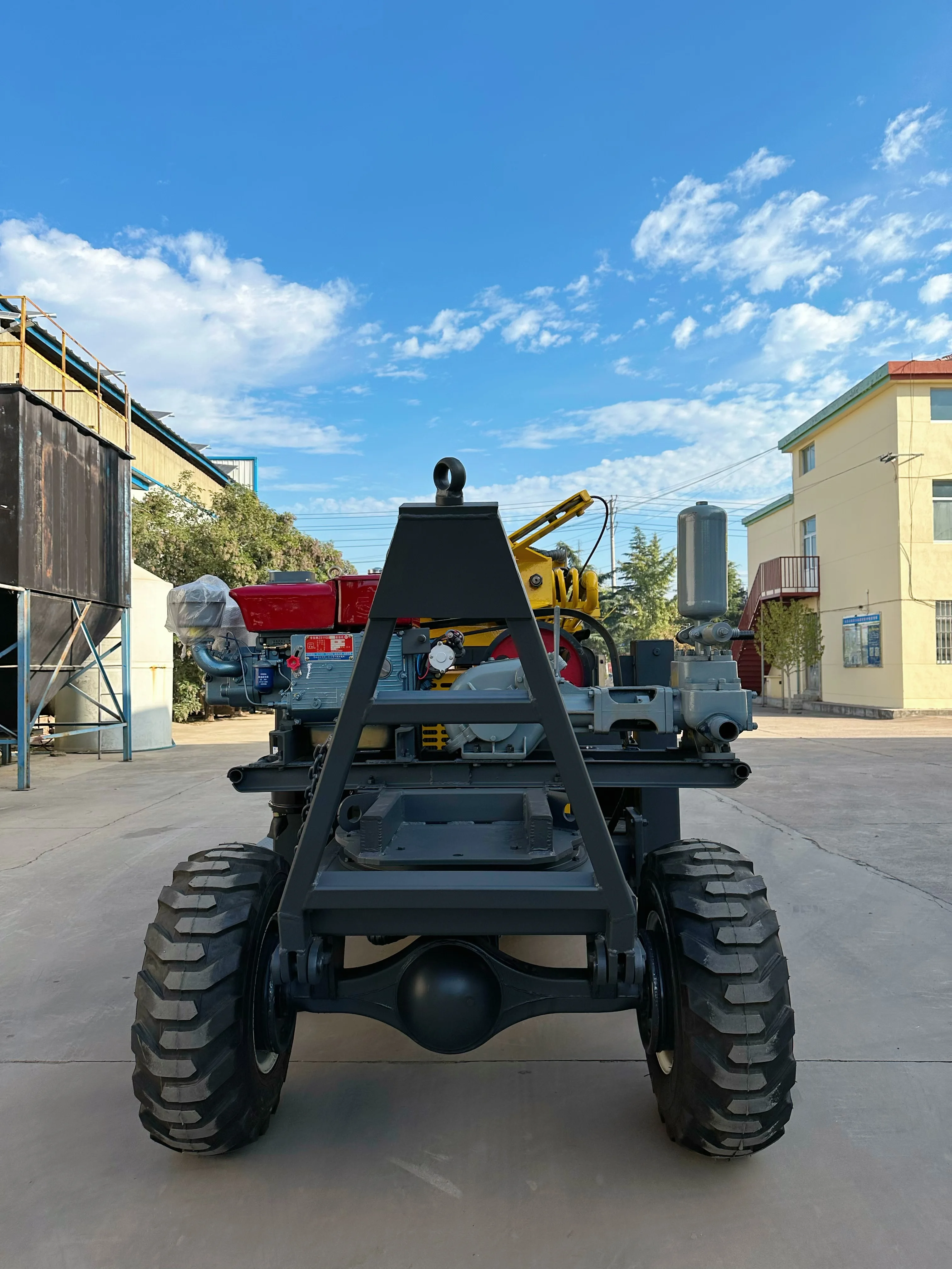 تخصيص المحمولة الديزل آبار المياه الهوائية الصغيرة 200 متر آلة حفر الآبار جهاز الحفر الدوارة الآبار العميقة