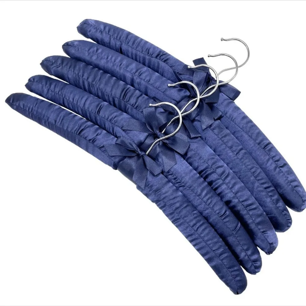 5PCS Soft Satin Padded Clothes Hanger Wrinkle-resistant Non-slip Sponge Clothes Hangers Traceless Shop Display Hangers