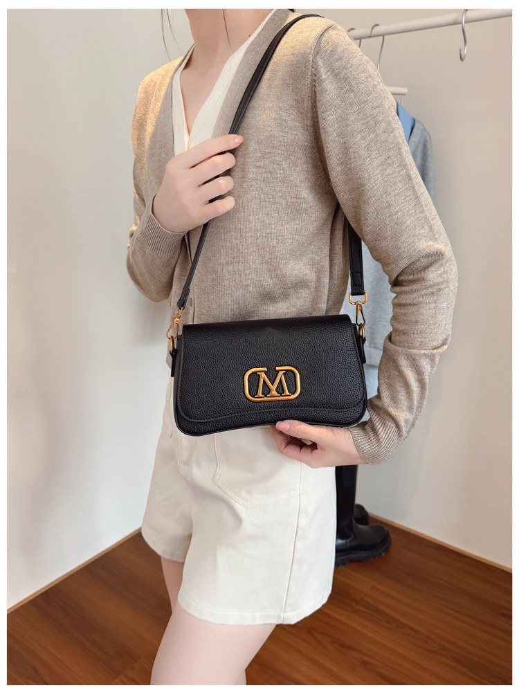 

New solid color women's shoulder bag, fashionable texture handbag, women's crossbody bag, casual travel small square bag