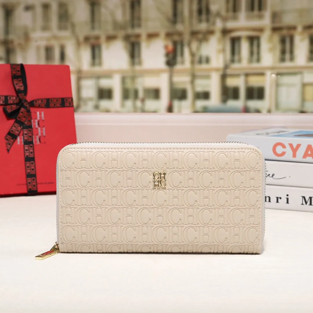 حقائب اليد النسائية الفاخرة Carolina Herrera Designer Wallets Royal Elegance Lettering Wallets حاملي البطاقات