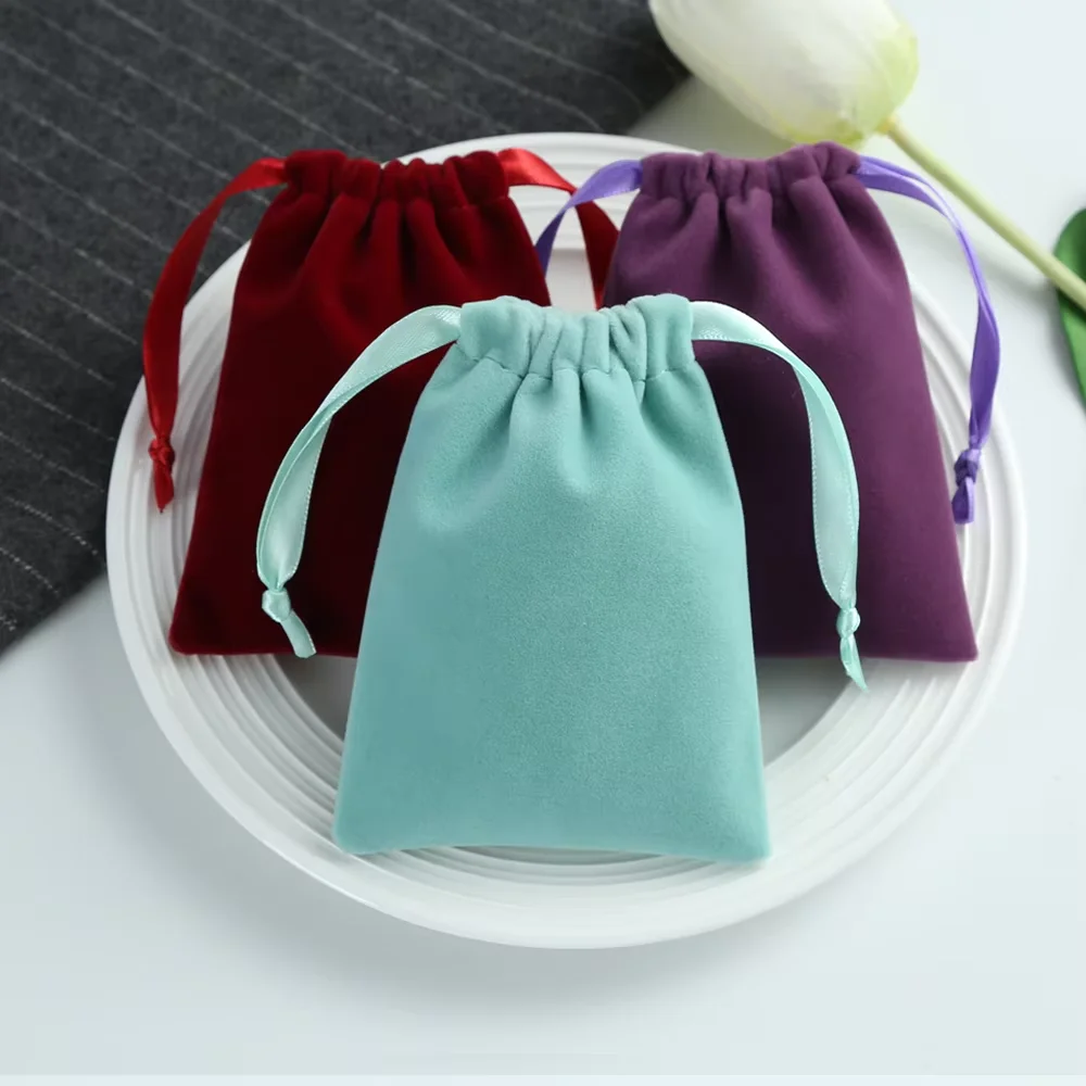 100 kleine Geschenktüten aus Samt für Schmuck, Mini-Größe, 7 x 9 cm, Kordelzug, Verpackung, Organizer, Beutel für Mädchen, Hochzeit, Gastgeschenk, Süßigkeiten-Goodie-Beutel