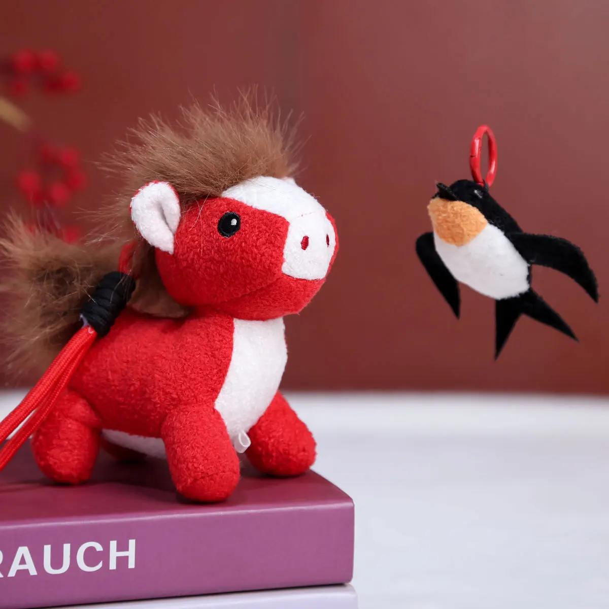 2026 Año del caballo mascota muñeco de peluche colgante lindo llavero simulación Animal Pony Zodíaco caballo muñeco de peluche mochila colgante
