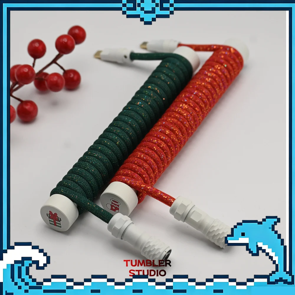 Tumbler Studio Christmas Theme Red Green Custom Mechanical Keyboard Aviator Cable Coiled Gaming Cord Magnetic Switch Accessory