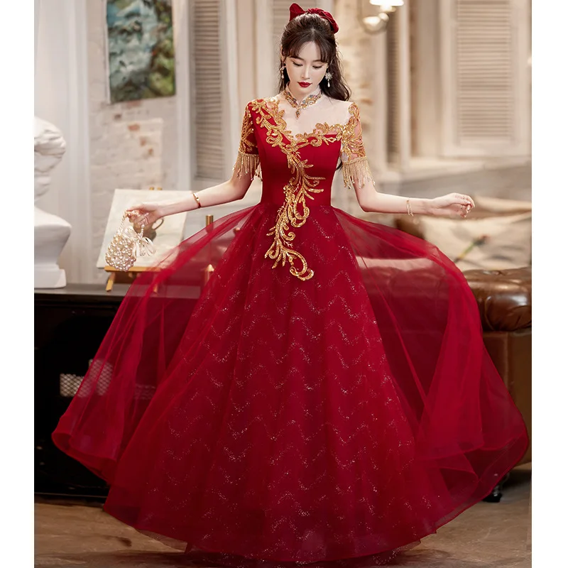 Chinese Style Burgundy Evening Dress Vintage Embroidery Decal Elegant Beaded Tassel Illusion High Collar A-Line Engagement Gown