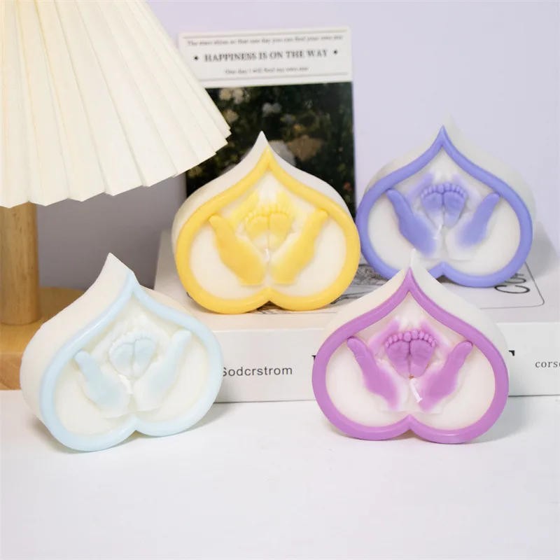 

2pcs Heart Silicone Mold with Hands Holding Feet for DIY Mother’s Day Soap & Cake Decor