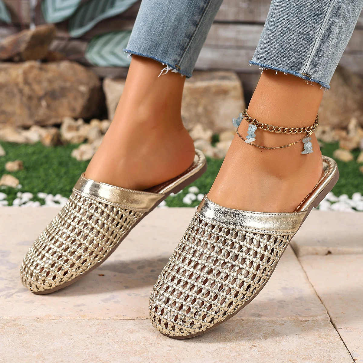 

Босоножки в богемном стиле для женщин, ажурные плетеные шлепанцы с цепочкой на щиколотке, повседневная обувь для пляжного отдыха