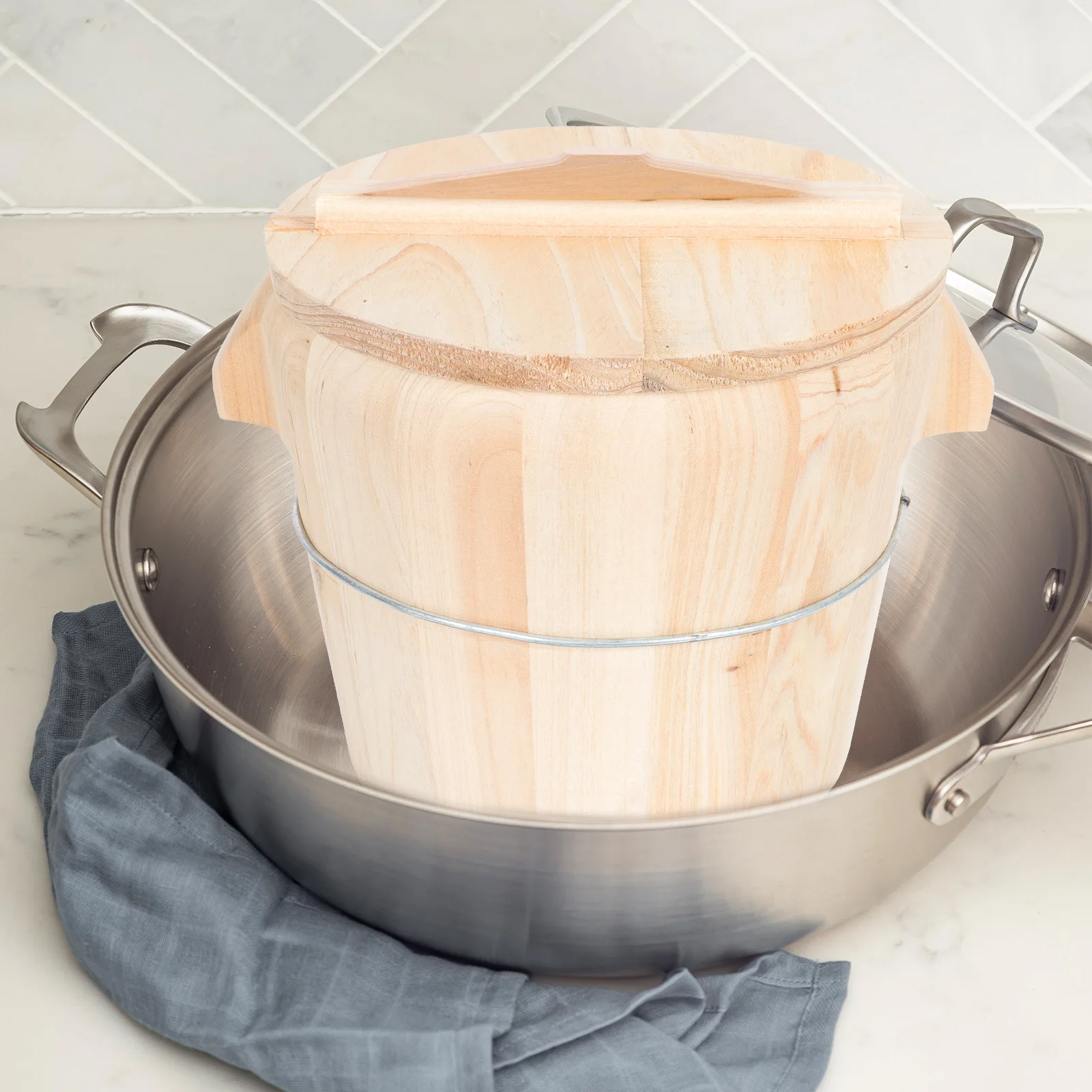 

1 set Steamed Rice Wooden Bucket Natural Grain Food Safe Smooth Finish No Smell Eco-Friendly Material Integrated Handles Movable