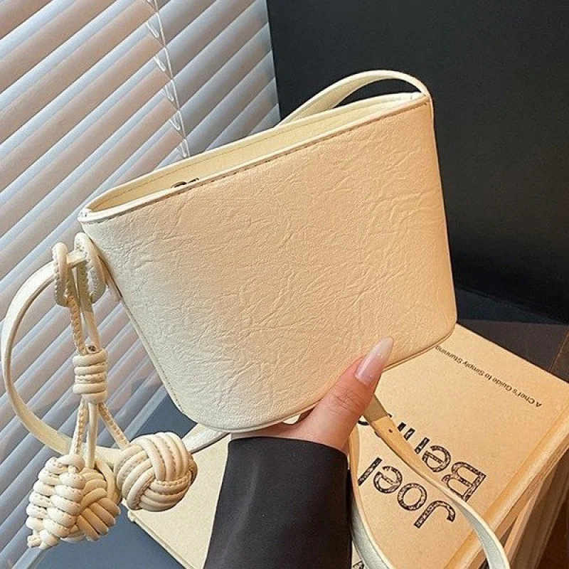 

High - End Luxury Brand Ladies Handbag Fashionable Leather Elegant Crossbody Bag Trendy Design