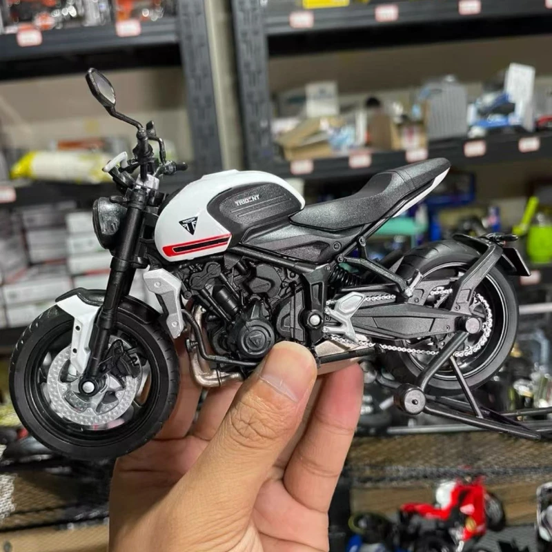 WELLY 1:12 2021 Triumph Trident 660 High Simulation Alloy Model Adult Collection Decoration Gifts Toys for Boys