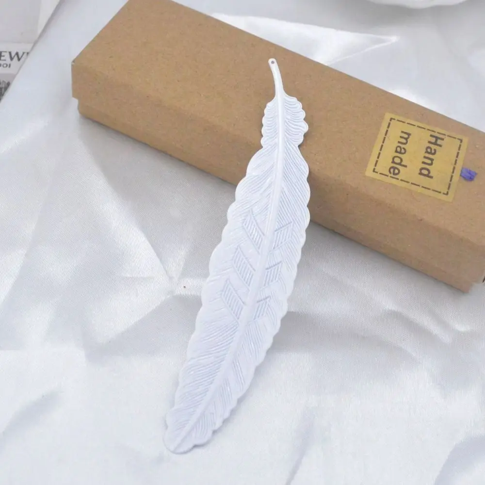 Retro Metal Feather Bookmark Ins Ethnic Style Feather Pendants Bookmark Creative DIY Handmade Bookmark Office School Supply