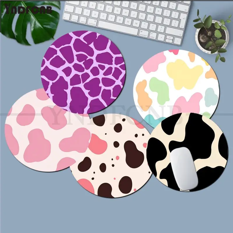 

Cow Print Cute Mousepad Round Custom Skin Desktop Desk Mat Kawaii Gaming Accessories Students Writing Pad for PC Mouse Carpet