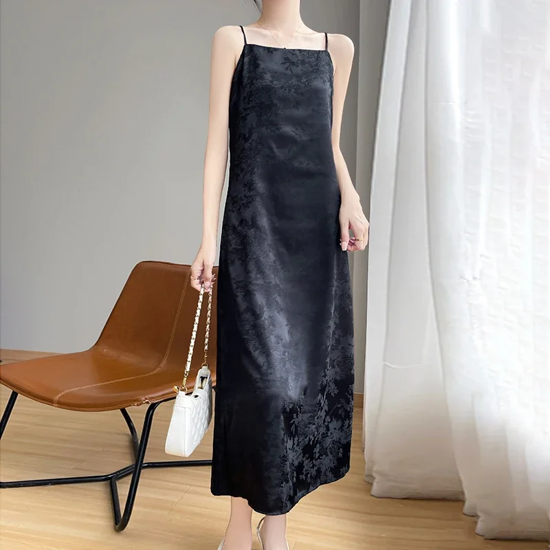 실크 새틴 민족풍 자카드 원넥 캐미솔 드레스, 고급스러운 느낌과 슬림한 분위기, 롱 스커트