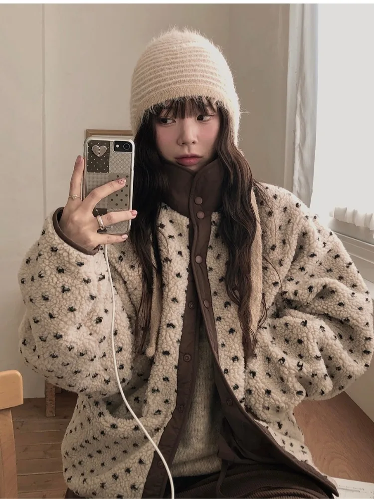 

Шикарное двустороннее пальто из овечьего вельвета с вышивкой на одной пуговице, женское, новый дизайн, теплое, модное, антивозрастное