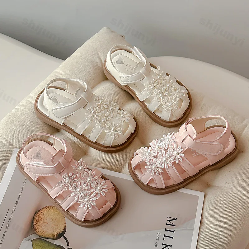 

Girls Roman Sandals Summer 2025 New Soft Sole Children's Flat Sandals Fashion Flower Baby Princess Shoes Kids Causal Shoes