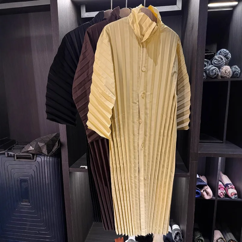 미야케 플리츠 트렌치코트 2025 가을 신상 캐주얼 긴팔 싱글 브레스티드 드레스 재킷 루즈핏 큰 사이즈 캐주얼 드레스