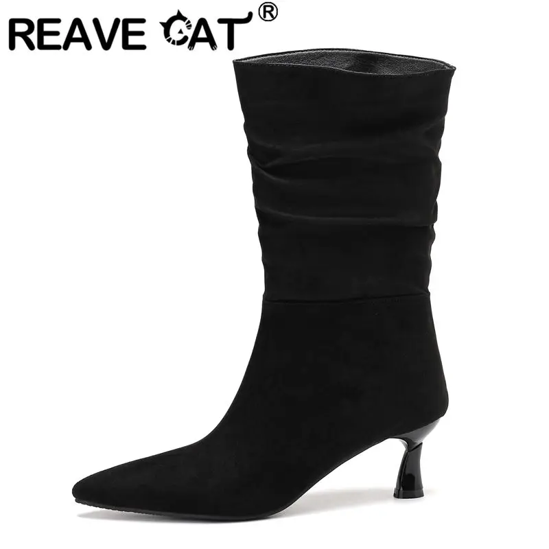 

REAVE CAT 2025 Замшевые женские сапоги до середины икры с острым носком на тонком каблуке 7 см без шнуровки плюс размеры 46 47 48 Сексуальная мода для свиданий Bota