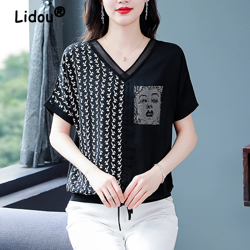 

Women Korean Fashion Print Lace Up Rhinestone Elegant T-shirt 2024 Summer V Neck Short Sleeve Loose Pullover Tops Ropa De Mujer