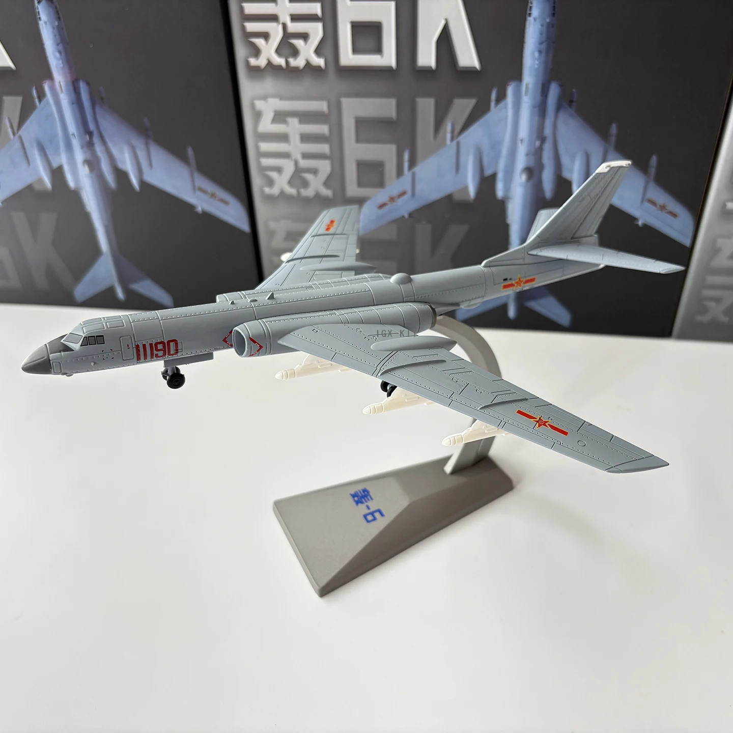 Model samolotu chińskiej armii – Model Kit Airplane recenzja i cena
