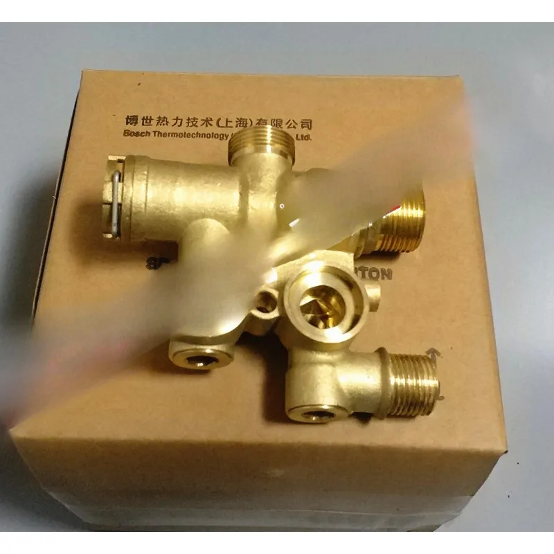 

Gaishi 7000 gas wall-hung boiler three-way valve motor valve core heating furnace