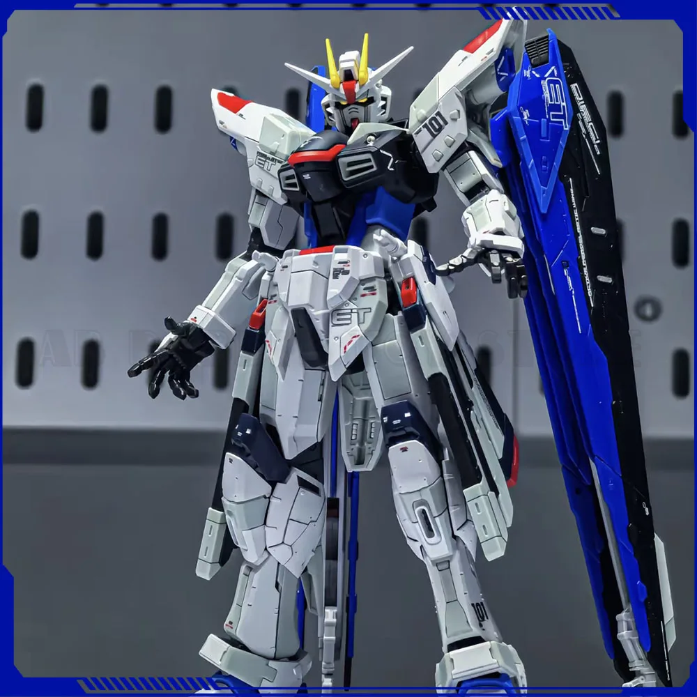 

FM 1/100 The Base Limited ZGMF-X10A Freedom Ver.GCP Action Figure SUPA MG Base Tamashii Nations Exclusive Freedom Model Kit Toys