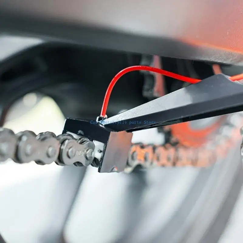 Y9UC 오토바이 체인 클리너 부착 체인 오일러 애플리케이터 오토바이 체인 윤활유 애플리케이터 다기능 청소 도구