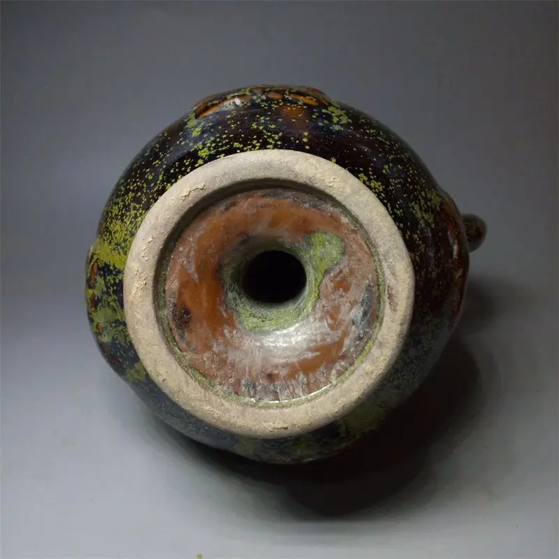 Old Collection Song Dynasty Yue Kiln Tea Dust Glaze Carved Flower Divine Beast Backflow Pot Porcelain Collection StatueSculpture
