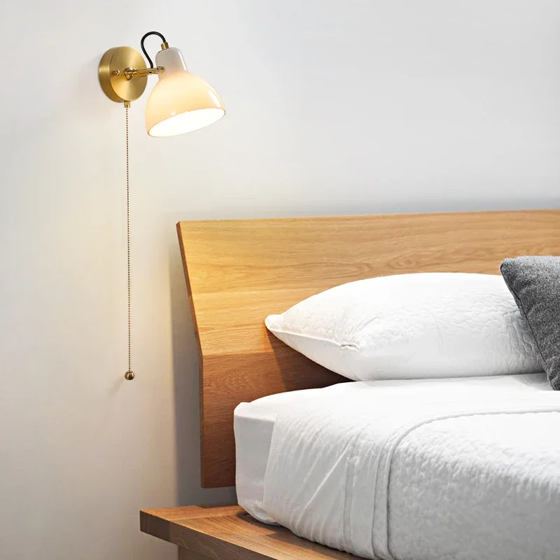 Lampade da parete moderne nordiche Paralume in vetro stile crema Design Moda creativa Balcone Camera da letto Comodino Studio Cafe Ristorante Luce