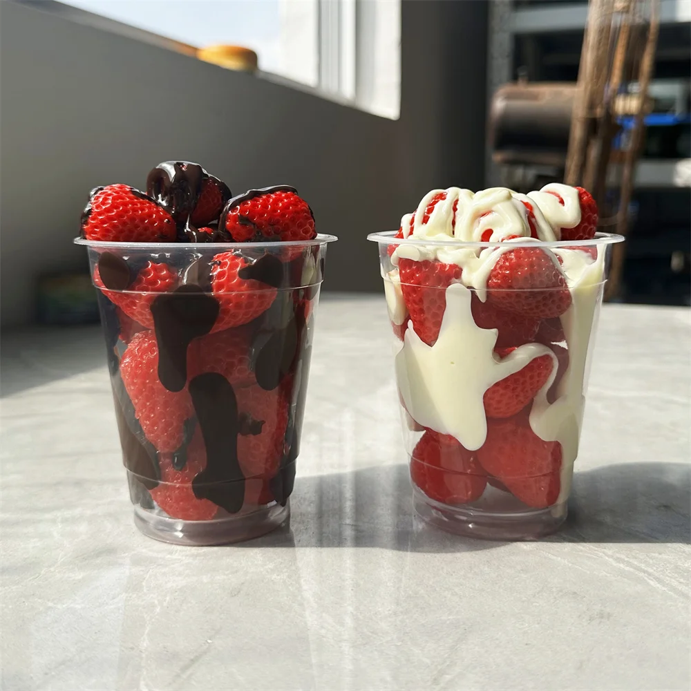 Taza de fruta de té de leche de verano, accesorios de fiesta de Navidad, vaina de vainilla de Chocolate de Nutella, fresa fresca blanca, modelo completo lindo