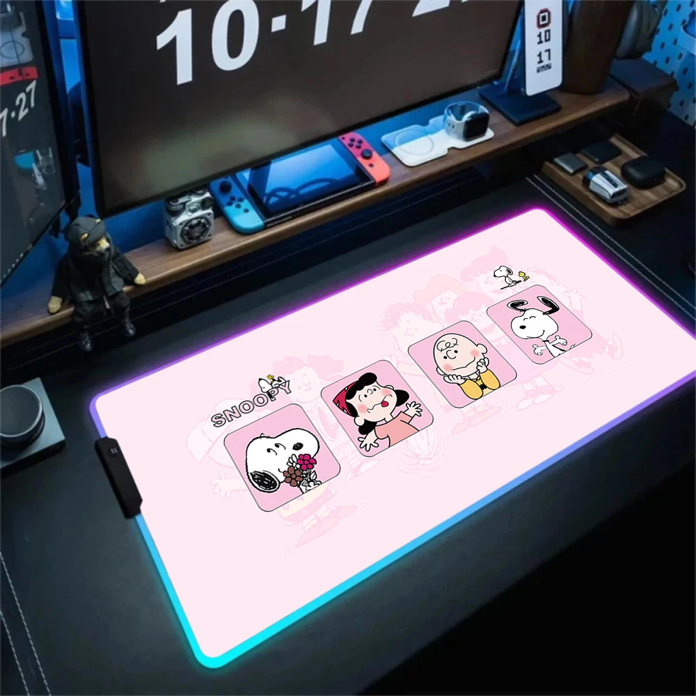 RGB Cartoon Cute Dog S-Snoopys Diy Printing Mouse Pad Gaming Mousepad Backlit Keyboard Gamer Girl Xxl Laptop Mat Table Pads Desk