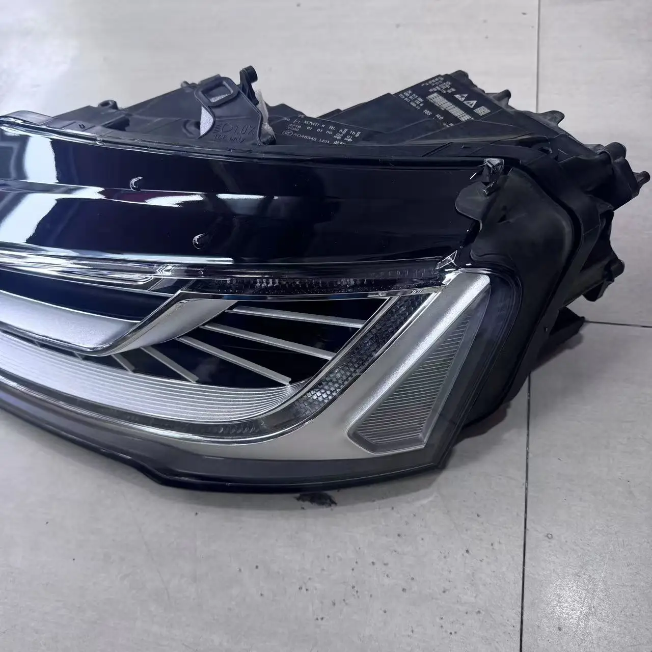 Parts Customization Full Range of for A8 Version Headlight FULL LED Headlight Xenon Car Headlight
