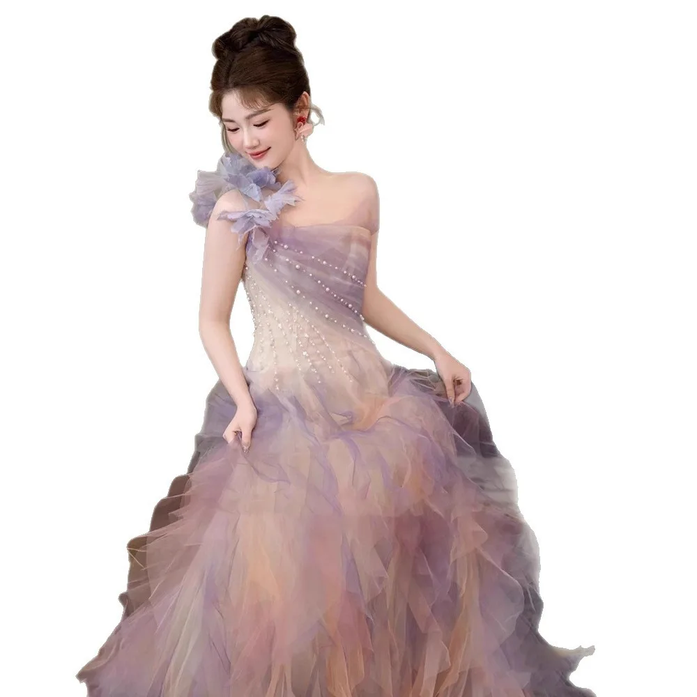 فساتين حفلة موسيقية ملونة بكتف واحد من التل واللؤلؤ وطيات رسمية للحفلات المسائية للنساء مناسبة خاصة فستان كوكتيل