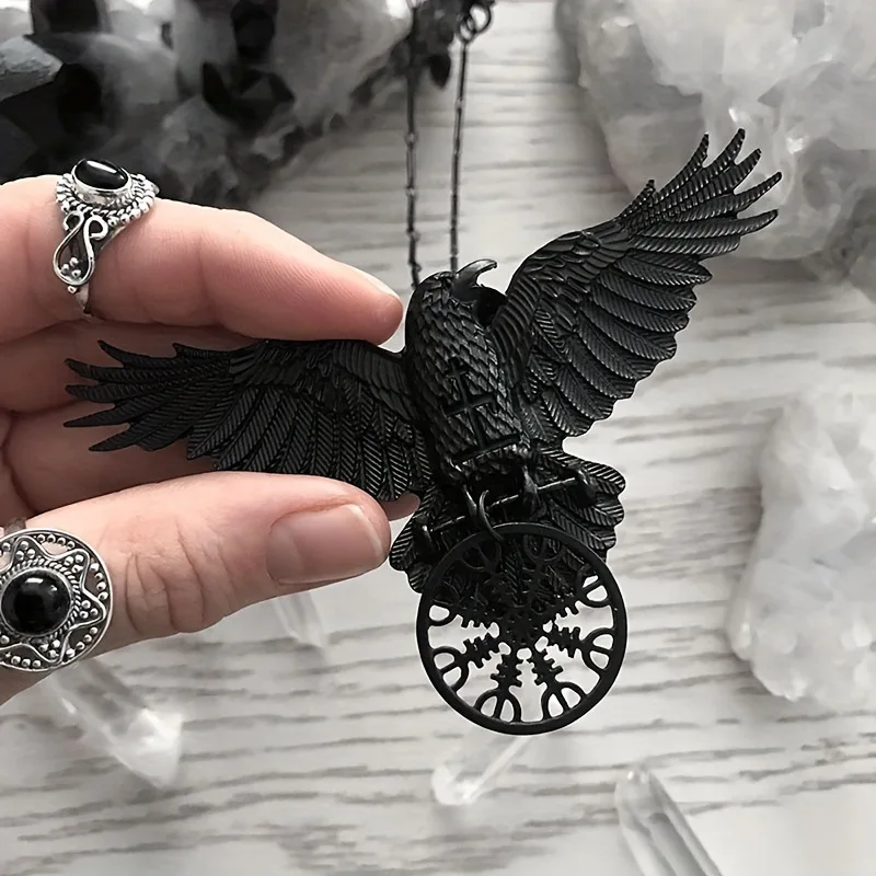 Goth Crow Necklace Man Woman Halloween Cosplay Jewelry Darkness Pendants Necklaces Gothic Accessories collares