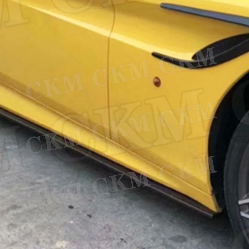 

CKMUUER For Ferrari California 2015 Carbon Fiber Material Side Skirts Car Accessories Auto Styling Side Skirt Rocker Panel Auto