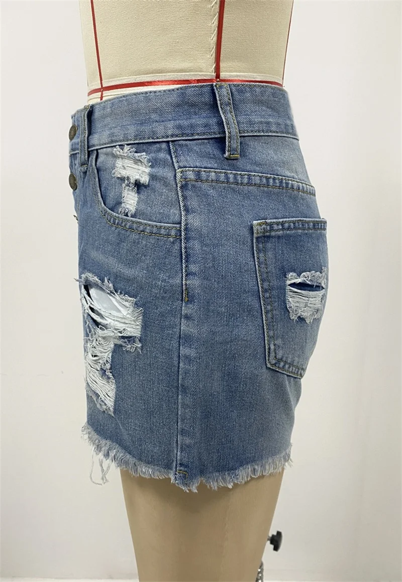 2024 Fashion Broken Holes Color Blocking Denim Shorts Women Trend Streetwear Tassel Trouser Legs Three Quarter Pants Mini Jeans