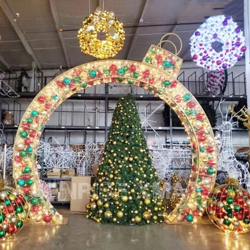 Commerciële LED-verlichting Staande loop door kerstboog Grote kerstversiering voor buiten